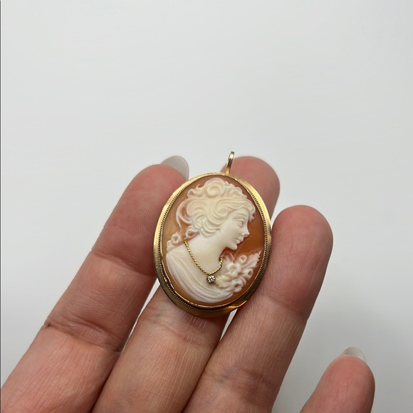 14kt yellow solid gold vintage brooch estate jewelry with vintage diamon… - Picture 6 of 7